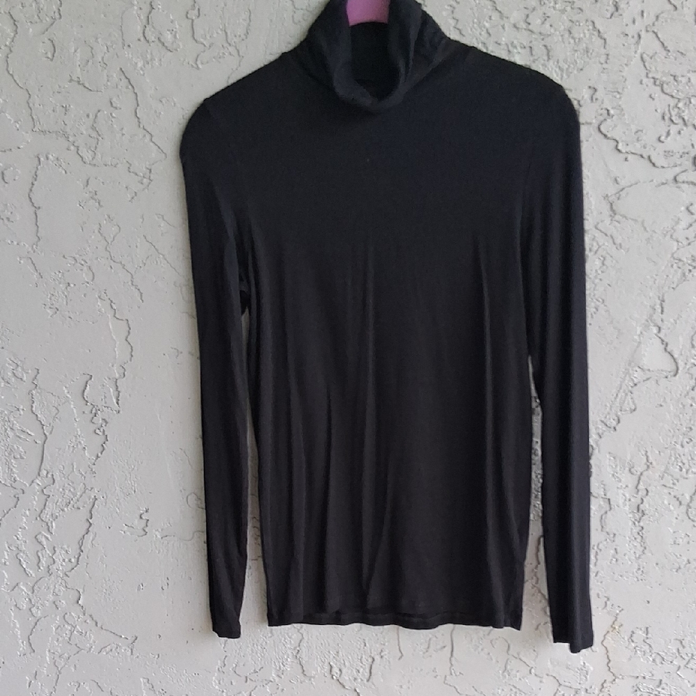 Black Turtleneck Long Sleeve Top